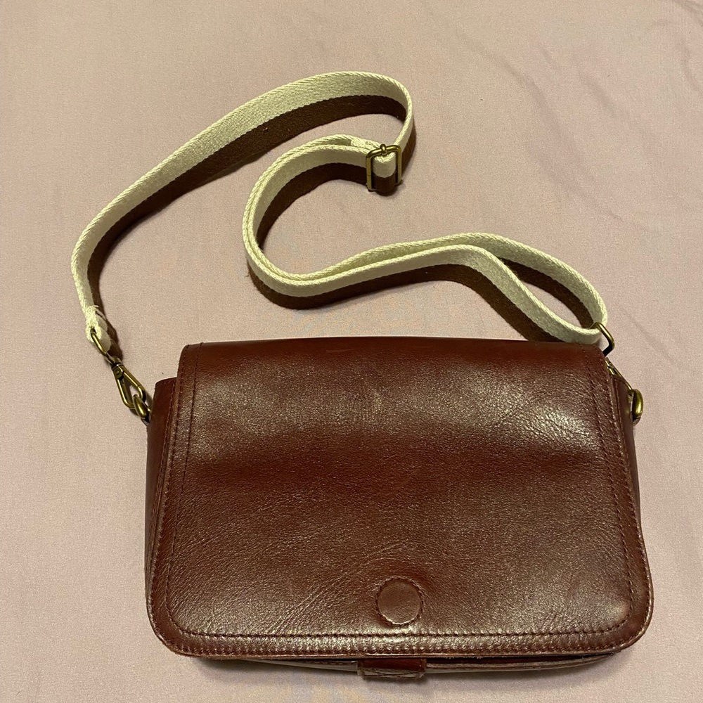 Elegant Burgundy Leather Crossbody Bag- Madewell